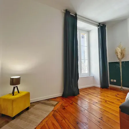 Lumineux Au Coeur Du Centre Historique Apartamento *