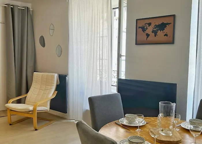 Apartment Lumineux Au Coeur Du Centre Historique Aurillac